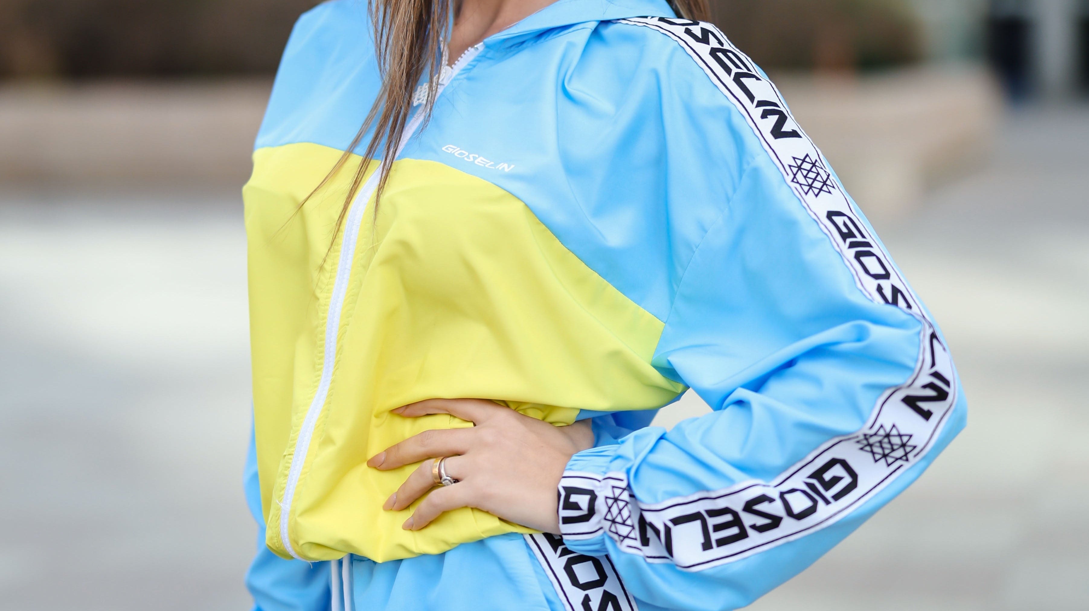 Gioselin SS25: La Nuova Collezione Abbigliamento che Ridefinisce lo Streetwear Femminile