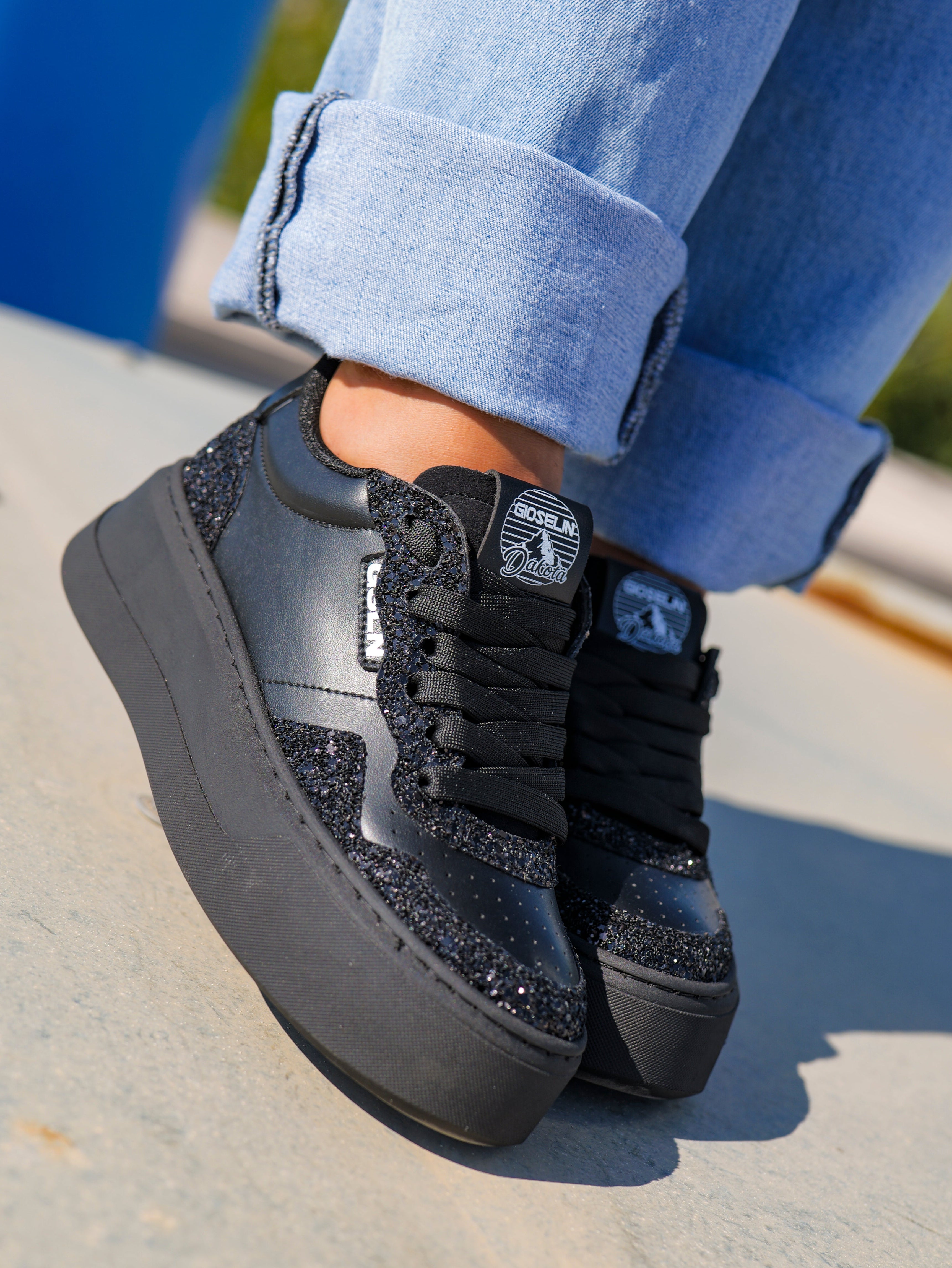 DAKOTA Black Glitter