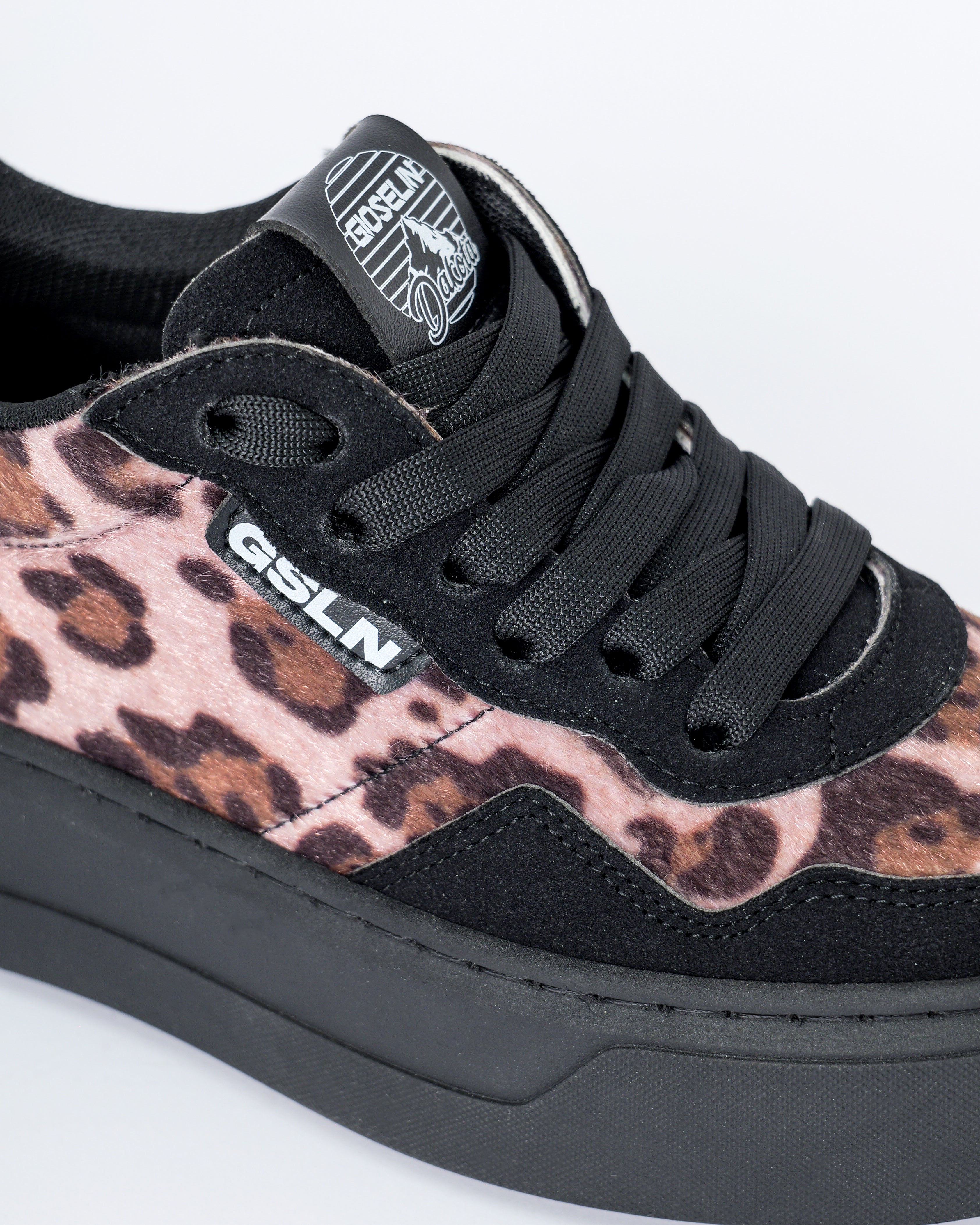 DAKOTA Wild Maculato