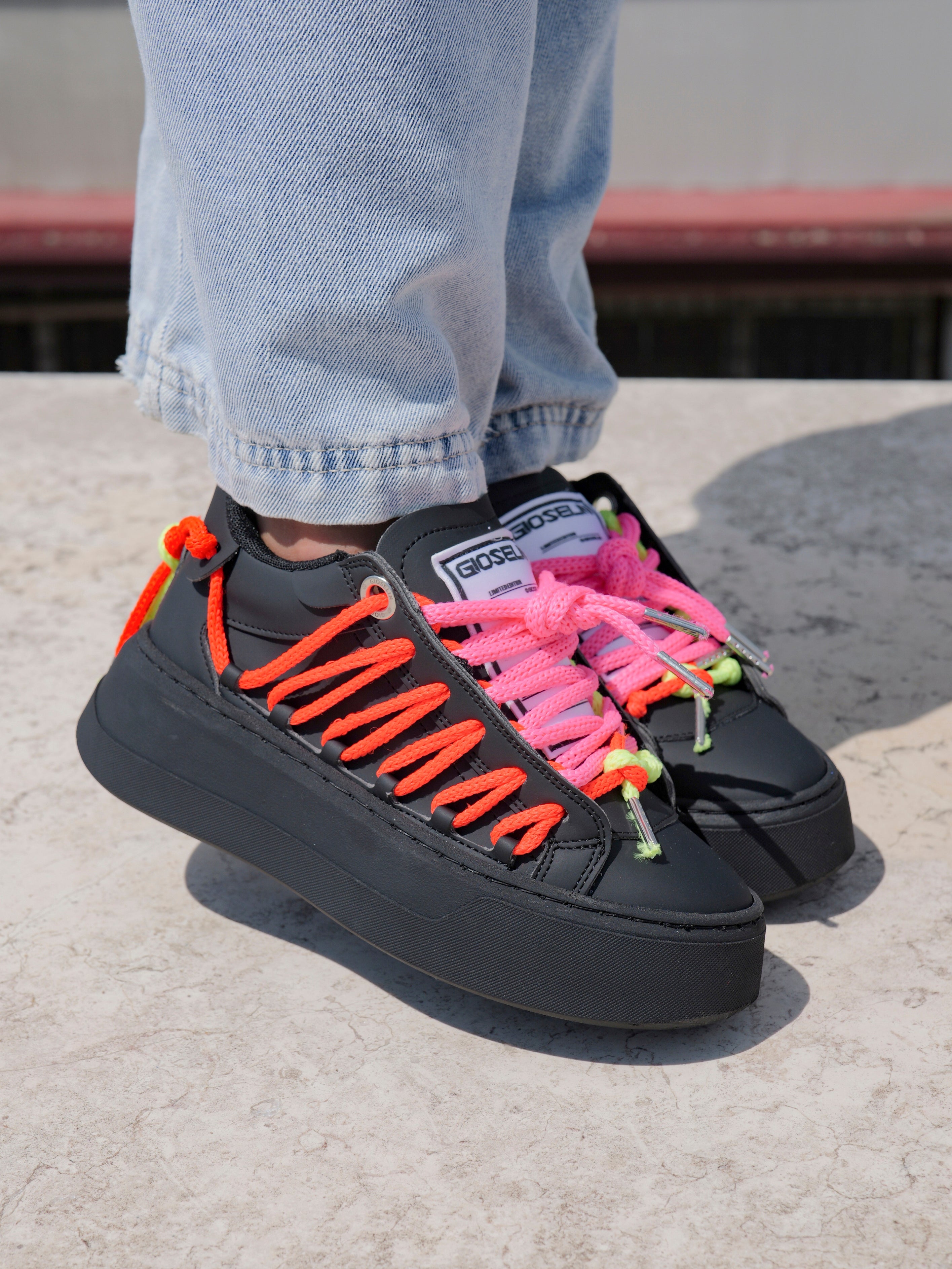 SPAZIALE AW - Multicolor Nera