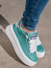 Kräftiges Smaragdgrün