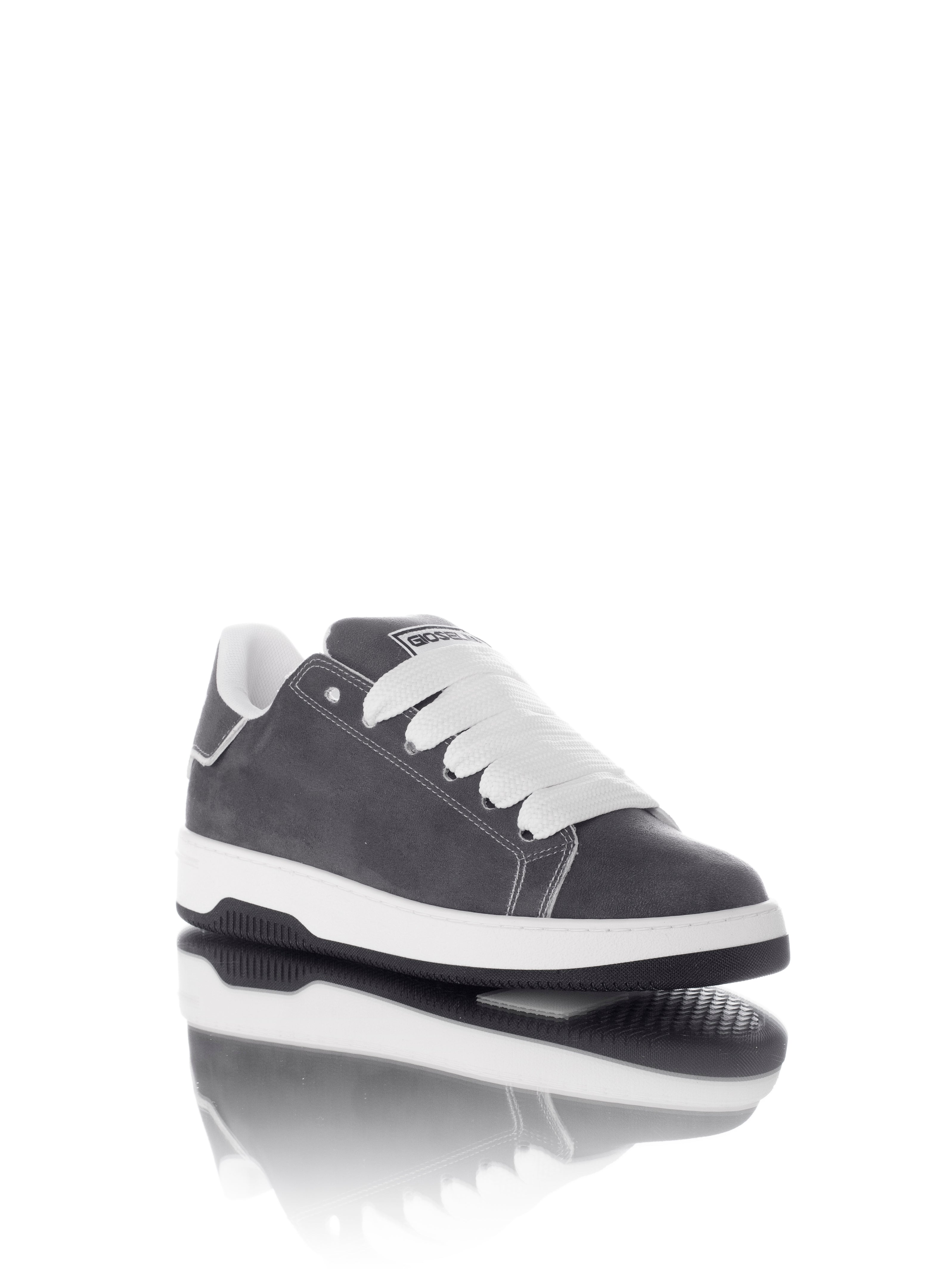 Dunkelgraue Männer aus Florida