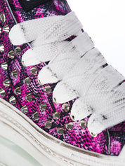 Play in rosa Schlangenleder-Optik