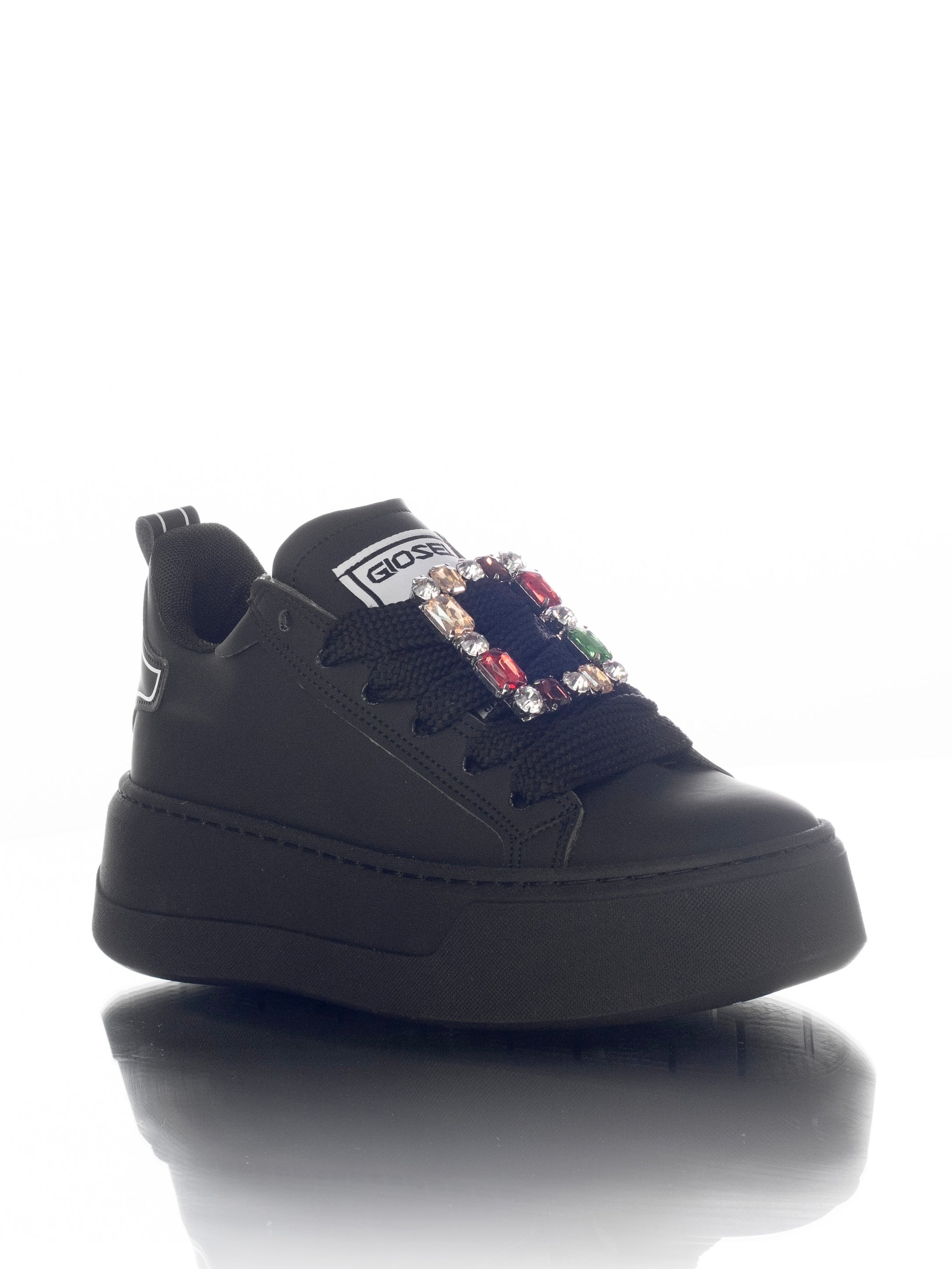 Klobiges schwarzes Juwel