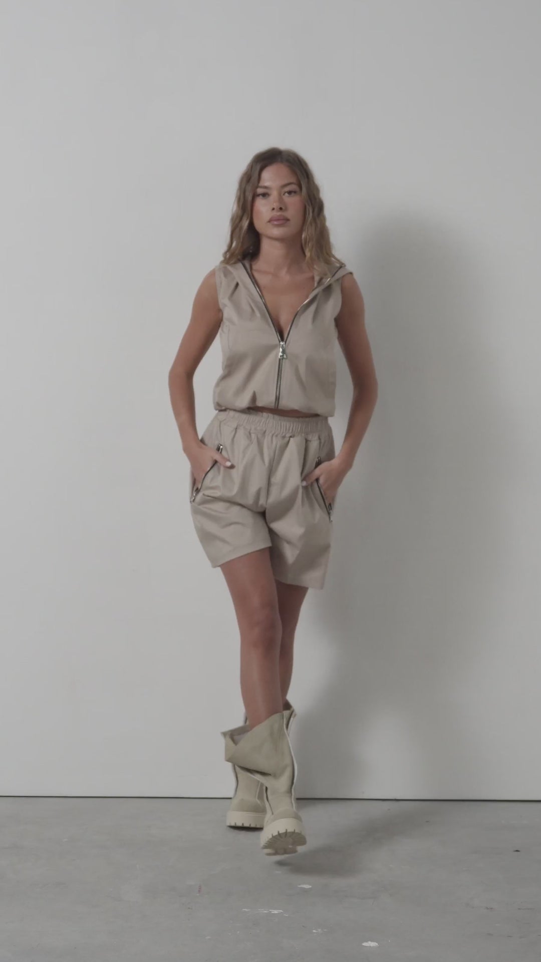 Completo Zip Beige